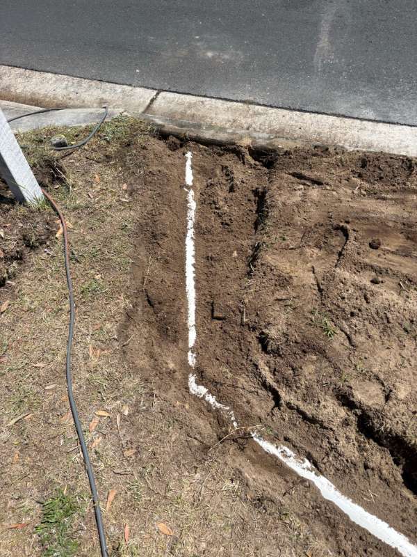 New stormwater pipe laid to the kerb in Maroubra